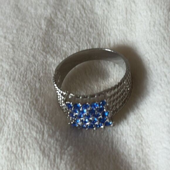 Vintage Crystal Cocktail Ring! - Picture 6 of 12